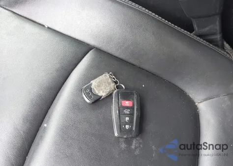 2019 Toyota Rav4 Xle Premium from USA, damaged, VIN JTMA1RFV7KD006561